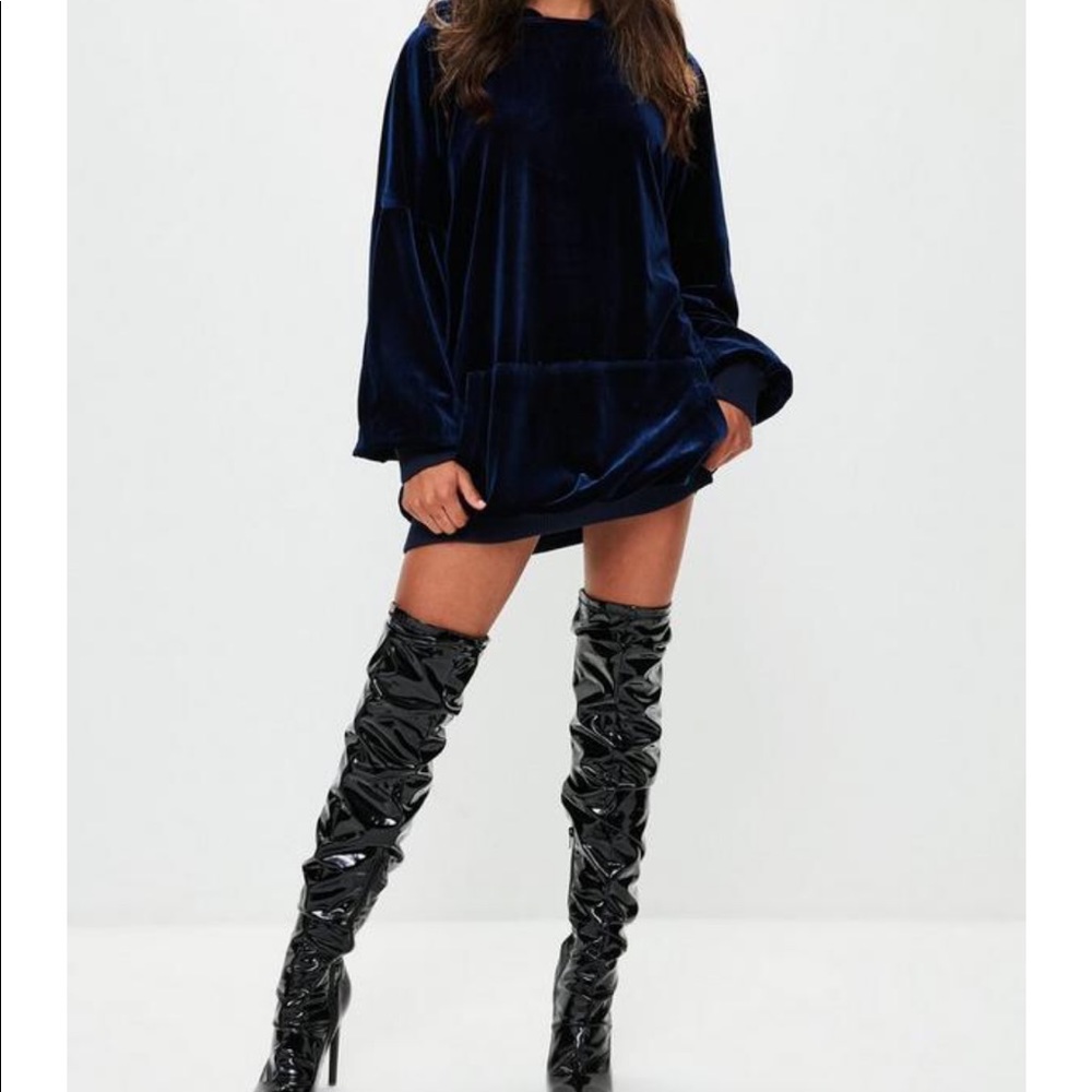 Misguided Londunn Velvet Hoodie Mini Dress